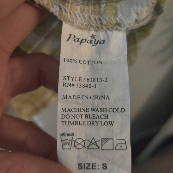 Yellow button up - Picture 3 of 3